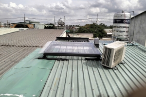 Giếng trời tự động trên mái tôn – Quận 12 