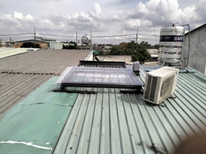 Giếng trời tự động trên mái tôn – Quận 12 