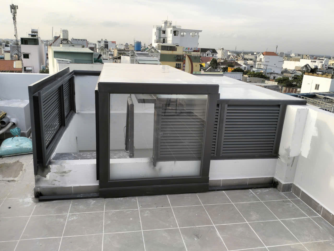 gieng-troi-ket-hop-noi-len-cau-thang-vinh-long